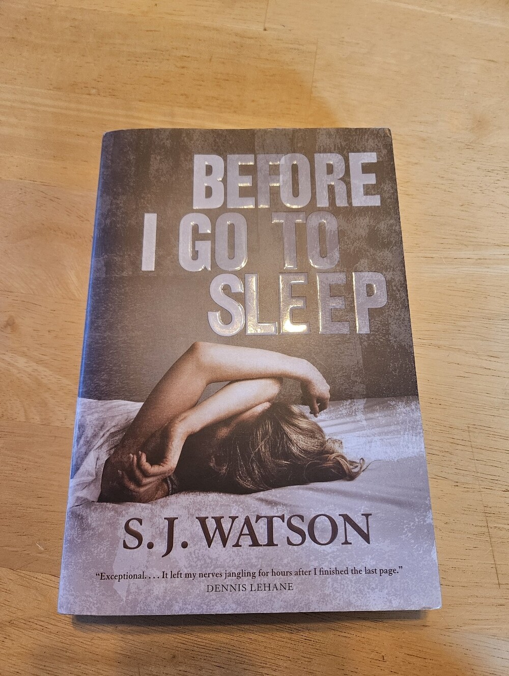 Before I Go To Sleep By S. J. Watson Book